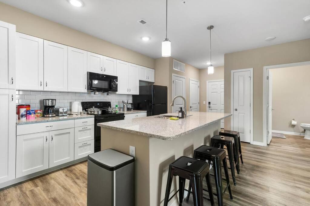 Elegant 2 Bed/2 Bath Apartment In Melbourne Fl Экстерьер фото